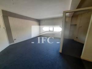 La Marsa Berge Du Lac Bureaux & Commerces Surfaces Local commercial double hauteur 40m ref1267a