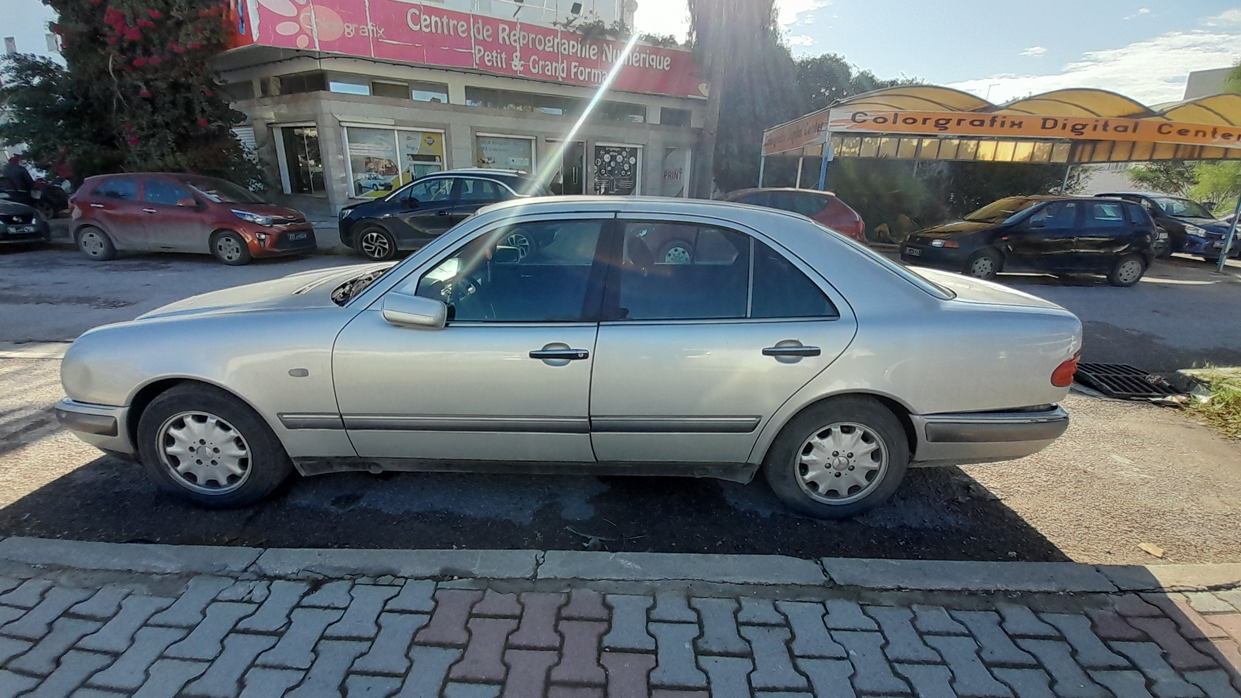 Cite El Khadra Cite Oplympique Mercedes E Urgent cde mercedes w210 e250 disel