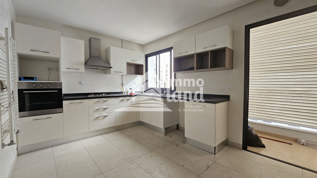 Ain Zaghouan Ain Zaghouan Location Appart. 3 pices Appartement s2  ain zaghouen nord