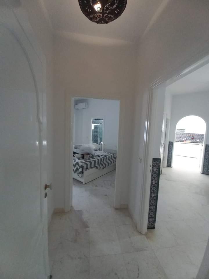 El Menzah El Manar 2 Location Maisons Villa  plain pied s6 dependances  el manar 3