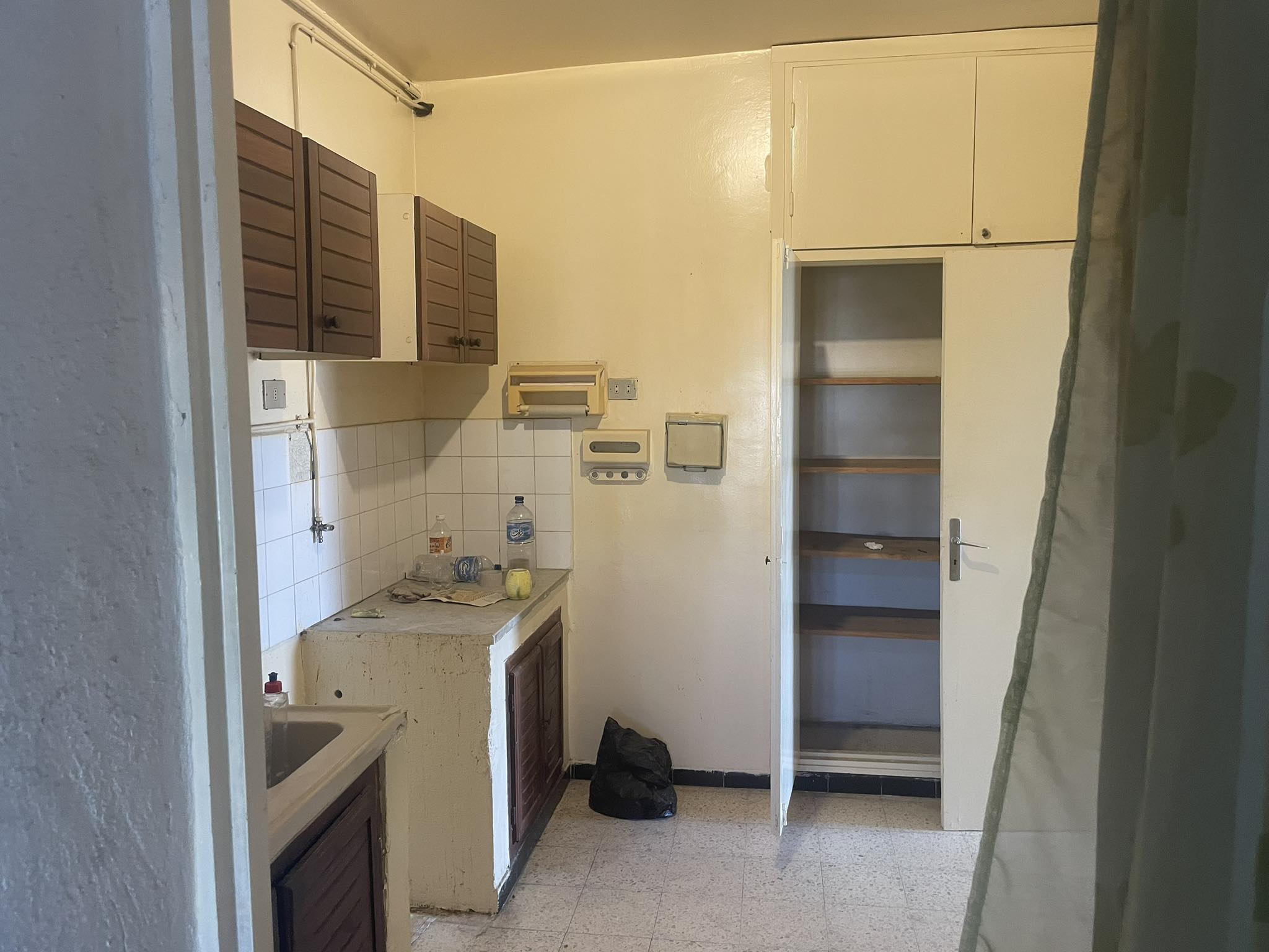 Ettahrir Cite Du Jardin Vente Appart. 4 pices Appartement  cit el hadika tunis