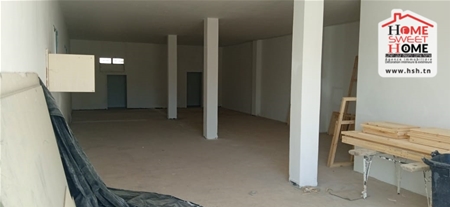 La Soukra Sidi Salah Bureaux & Commerces Surfaces Dpt swann  chotrana