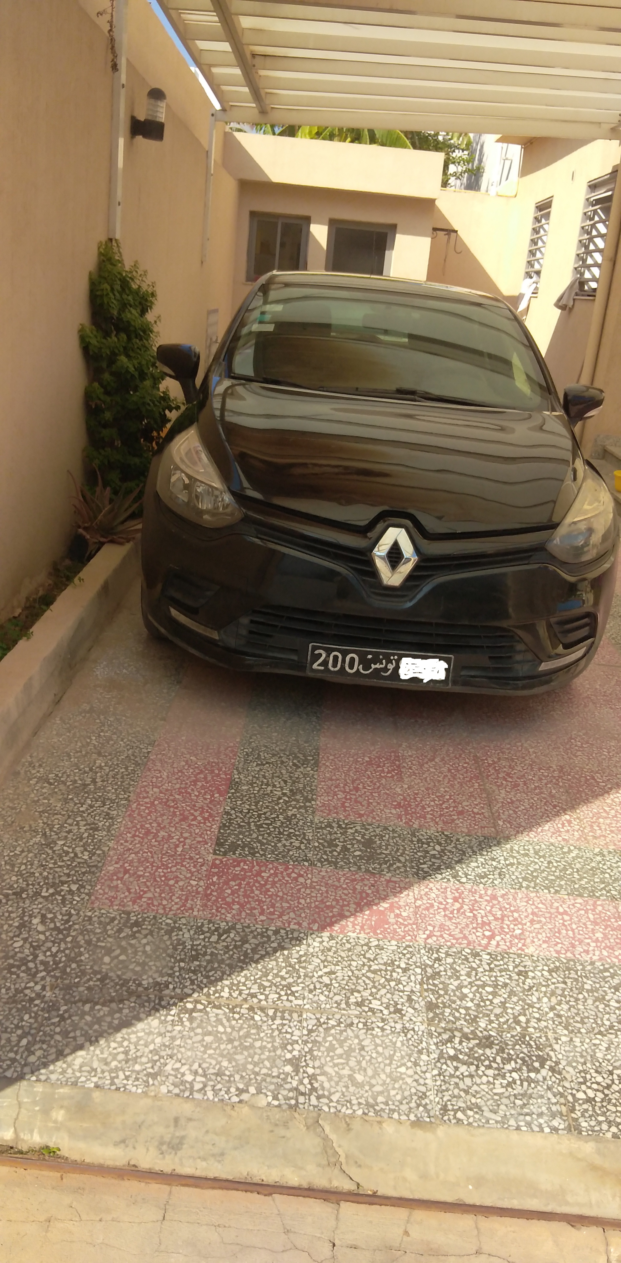 Mannouba La Mannouba Renault Clio Clio4 en trs bonne tat