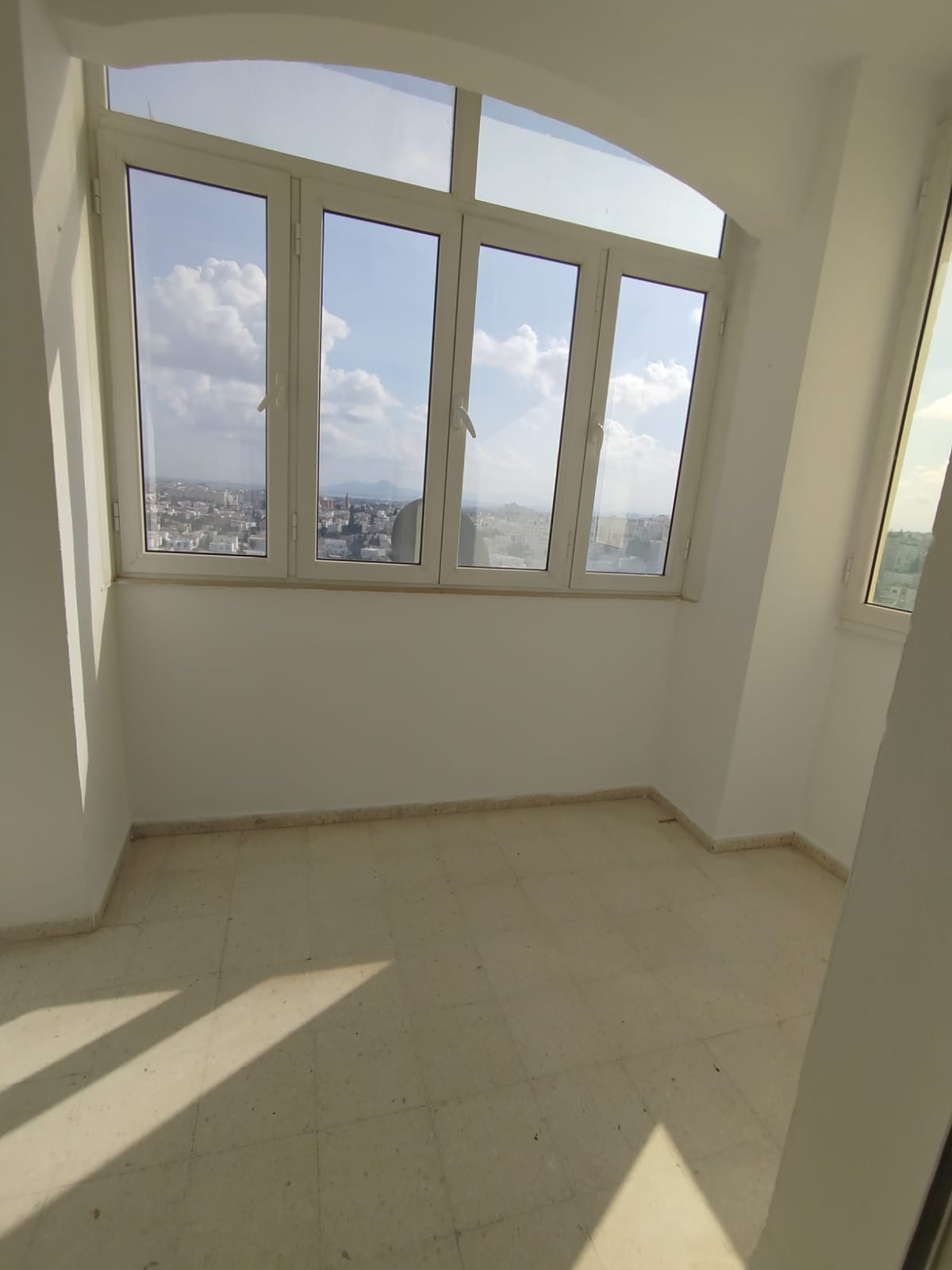 Mnihla Cite Ennasr Location Appart. 4 pices Lumineux appartement 4 pices  ennasr2