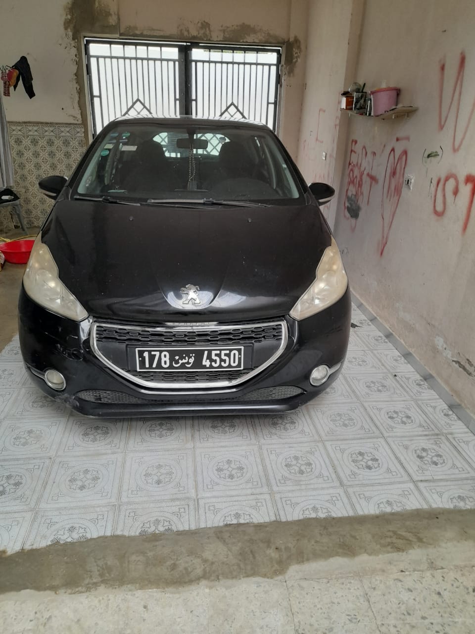 El Omrane Superieur Cite Ibn Khaldoun Vi Peugeot 208 208 en bon tat