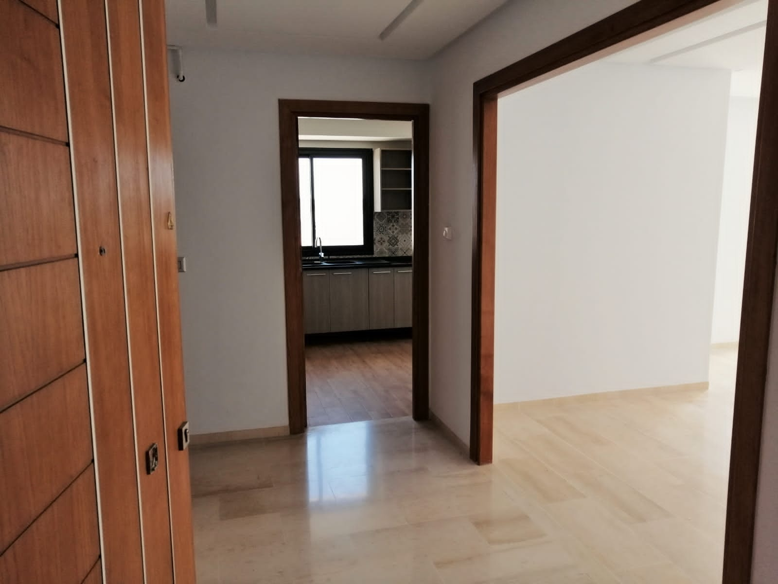 Raoued Cite El Ghazala 1 Location Appart. 3 pices Un appartement s 2 ht standing el ghazela 1