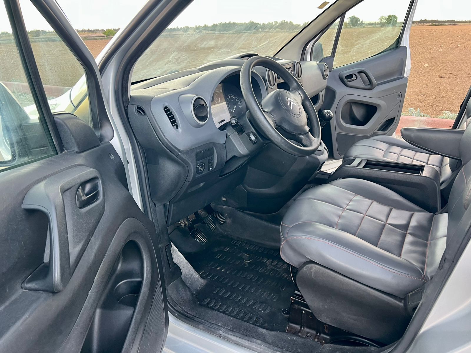 El Menzah El Menzah 9 Citroen Berlingo Citroen berlingo b9 2015