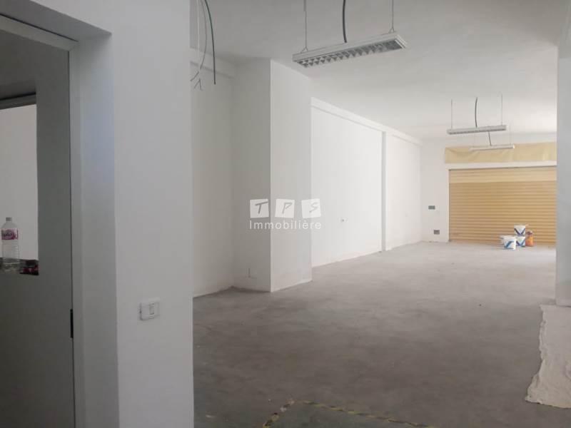 Hammamet Bir Bouregba Bureaux & Commerces Atelier,Garage Local al zone bir bouragba superficie 360metre