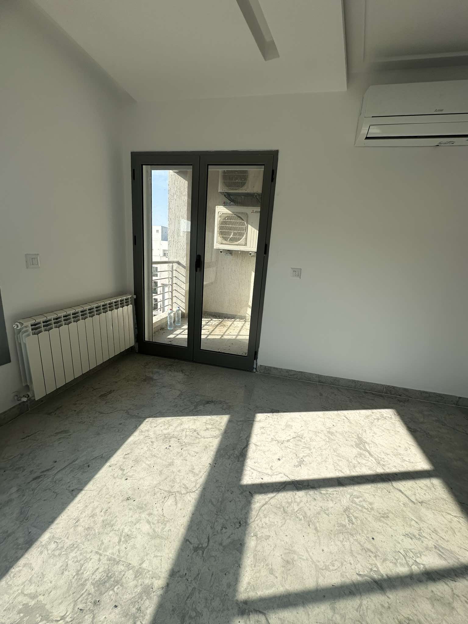 La Marsa El Aouina Location Appart. 3 pices Appartement cite wahat s3 jamais habite