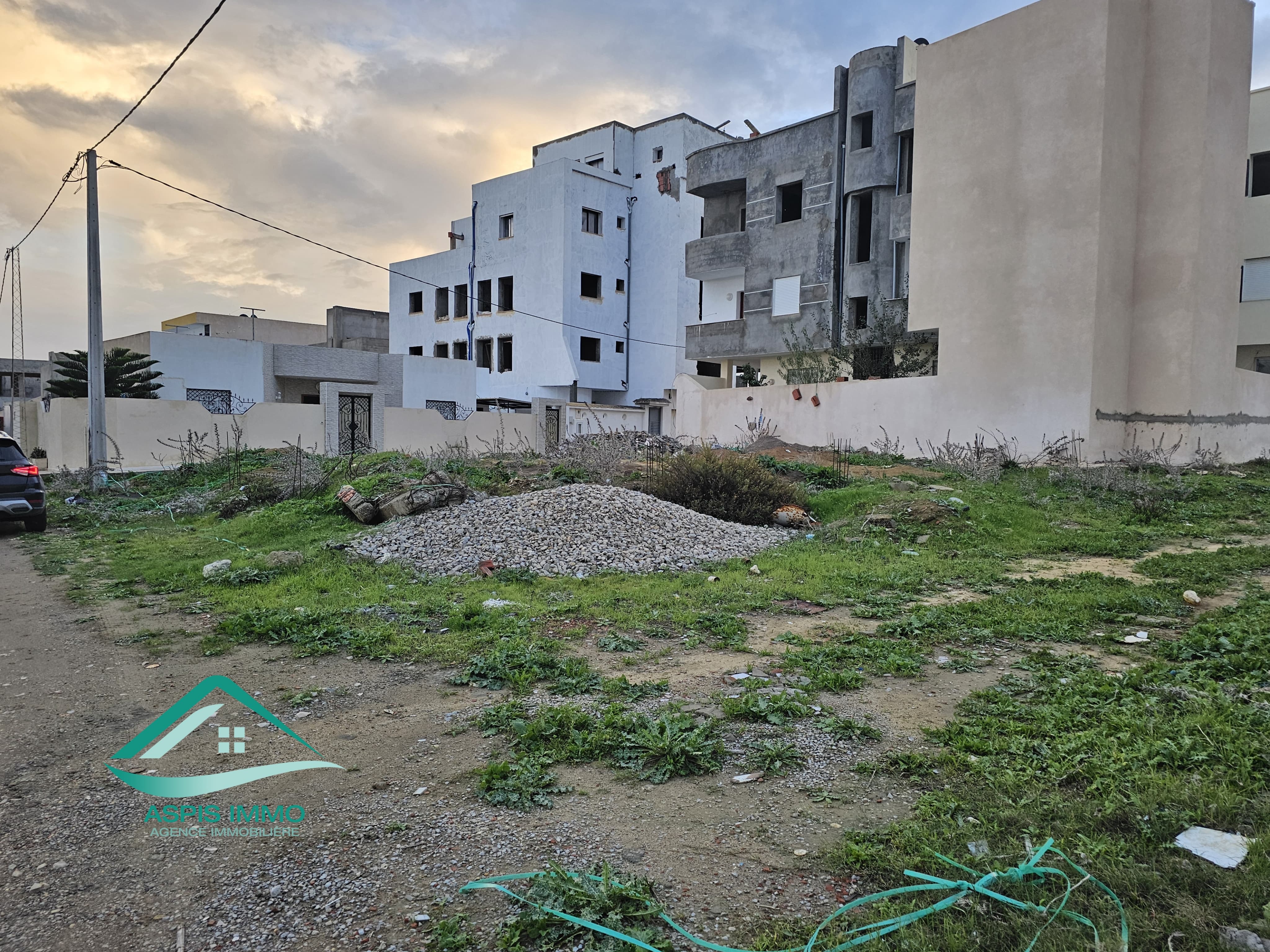 Hammam El Ghezaz Ezzahra Vente Surfaces Terrain 244 m2  ezzahra hamam el ghzez