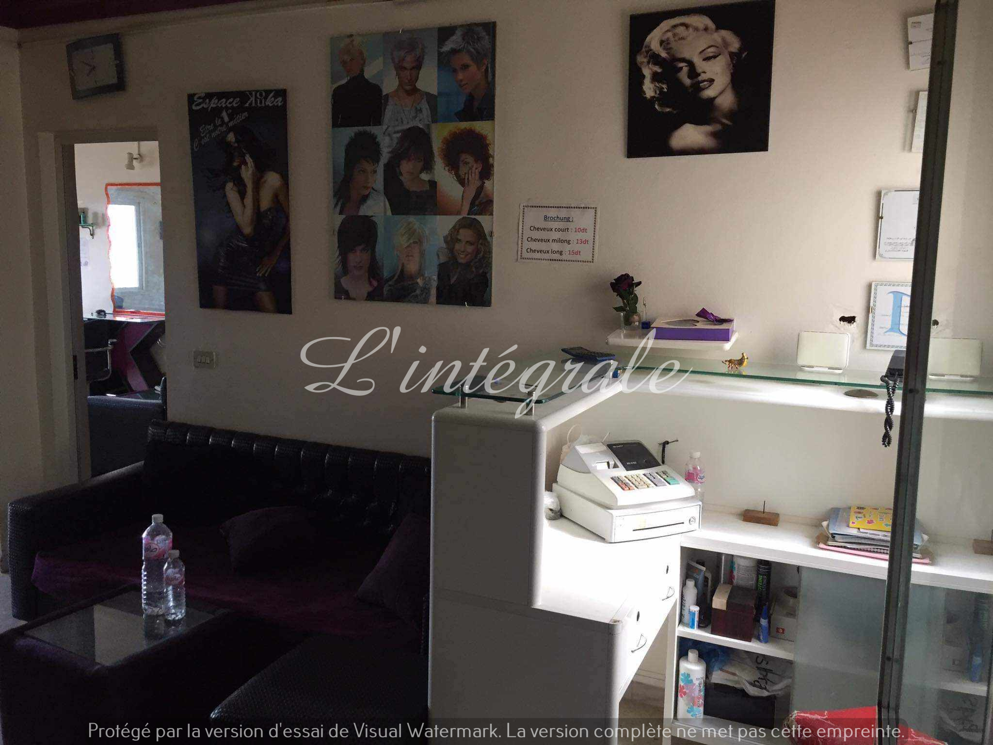 Ariana Ville Cite Ennasr 1 Bureaux & Commerces Fond de Commerce Centre de coiffure et esthtique