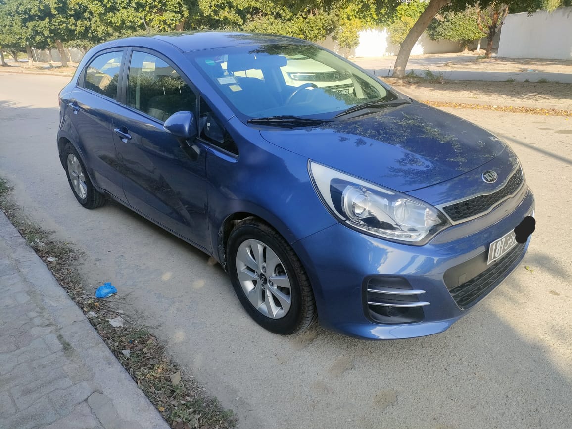 Ain Zaghouan Jardins de Carthage Kia Rio Rio excellente occasion