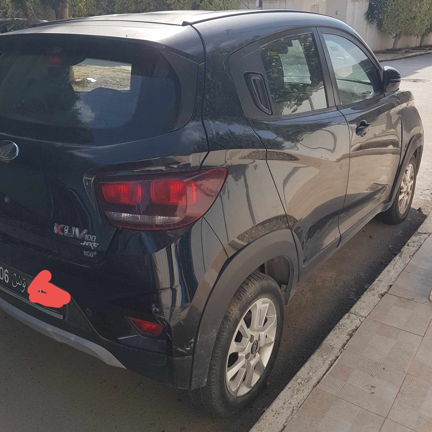 Mnihla Jardins d'el Menzah Mahindra Autre Modle Mahindra kuv100 k6