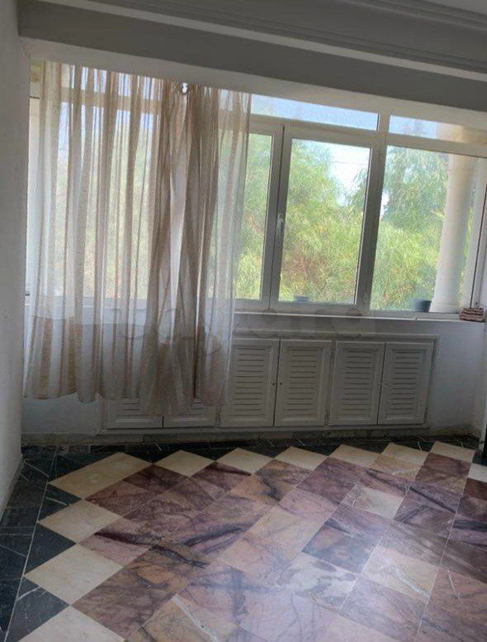 Ariana Ville El Menzah 8 Location Appart. 4 pices Offre appartement s4 1400dt menzah 8