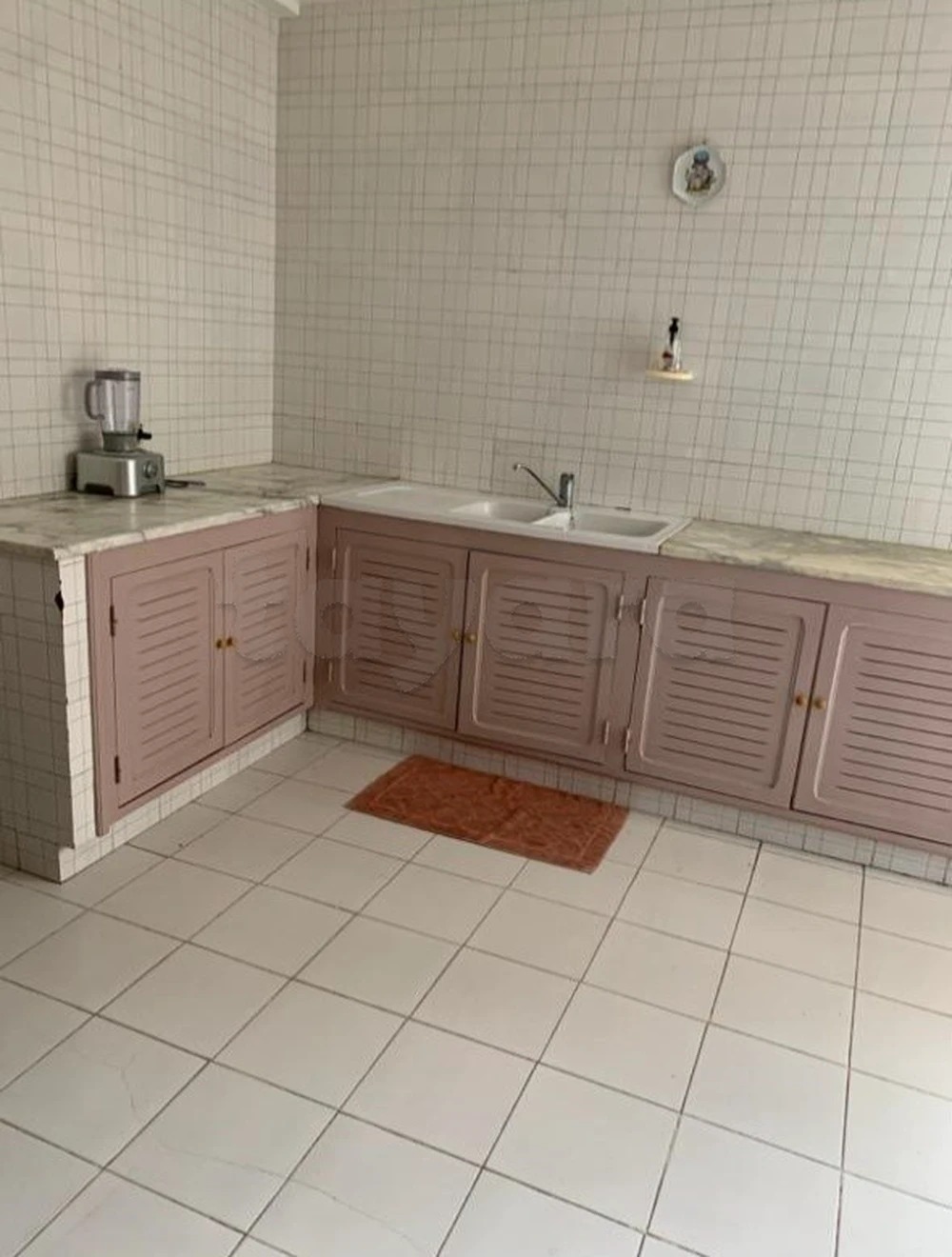 Ariana Ville El Menzah 8 Location Appart. 4 pices Appartement s4 1400dt menzah 8