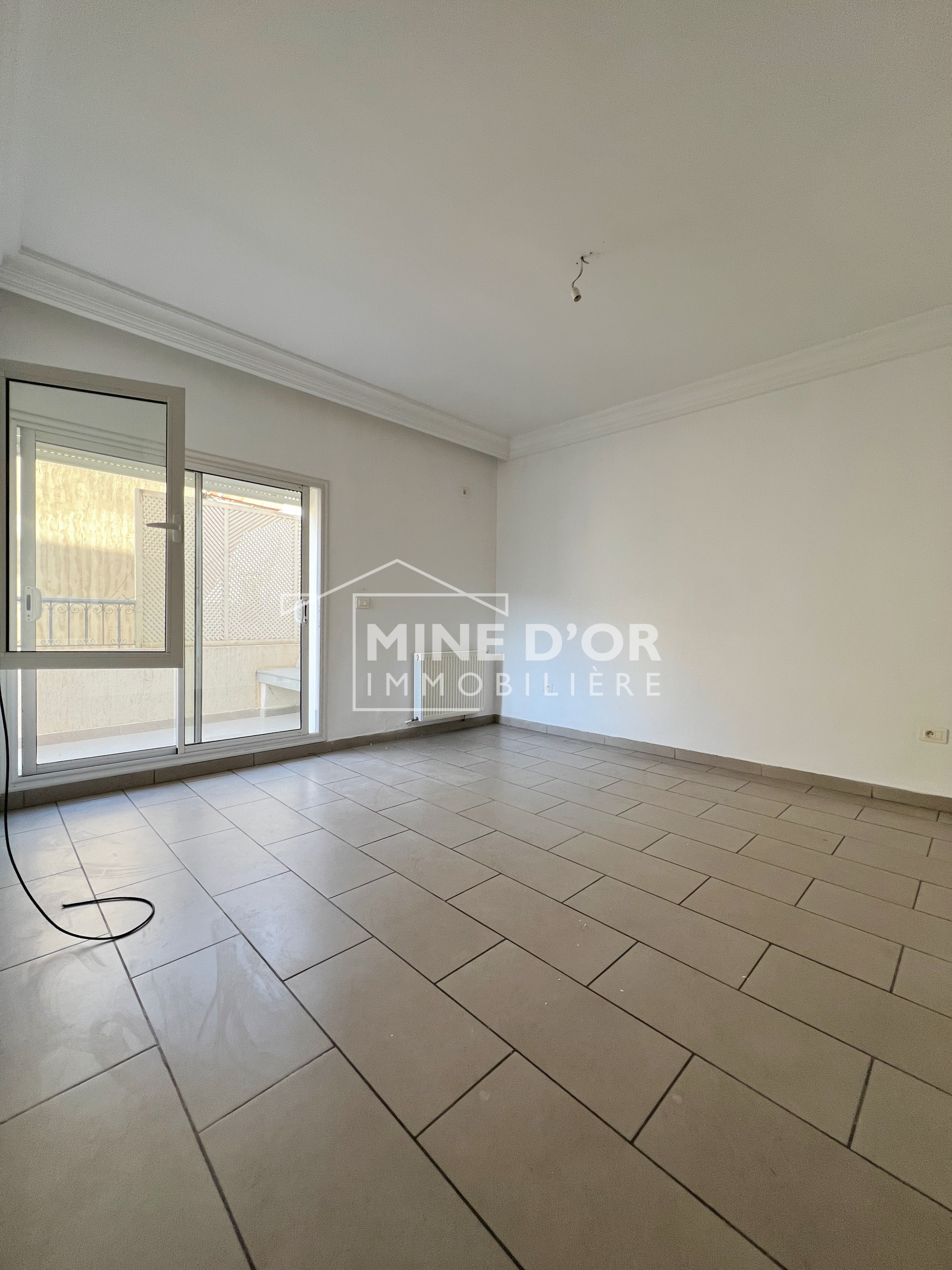 La Soukra Cite Hedi Nouira Location Appart. 4 pices Appartement s3 spacieux a hedi nouira ariana