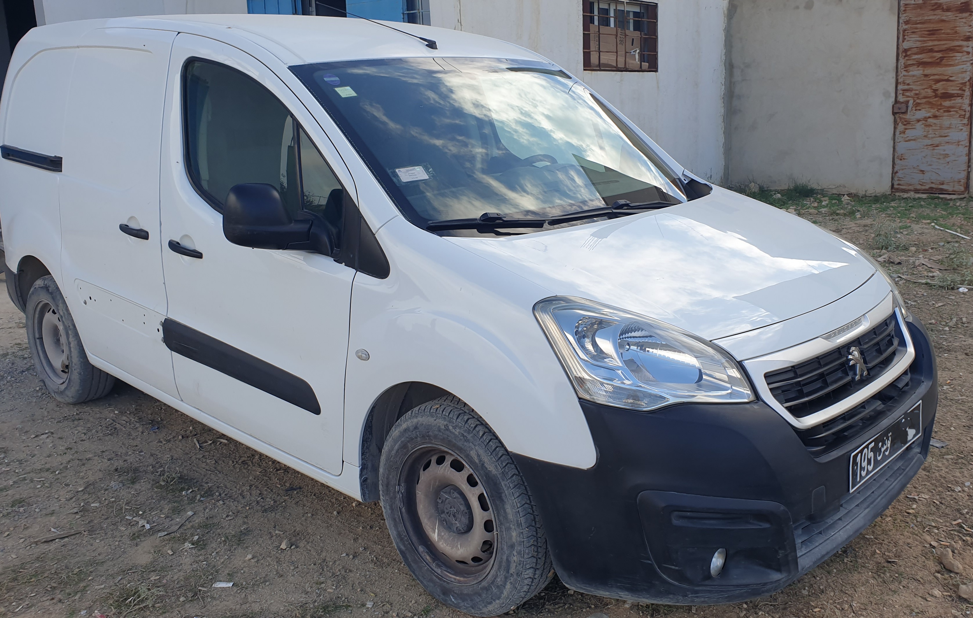 La Soukra La Soukra Peugeot Partner Peugeot partner 1re main