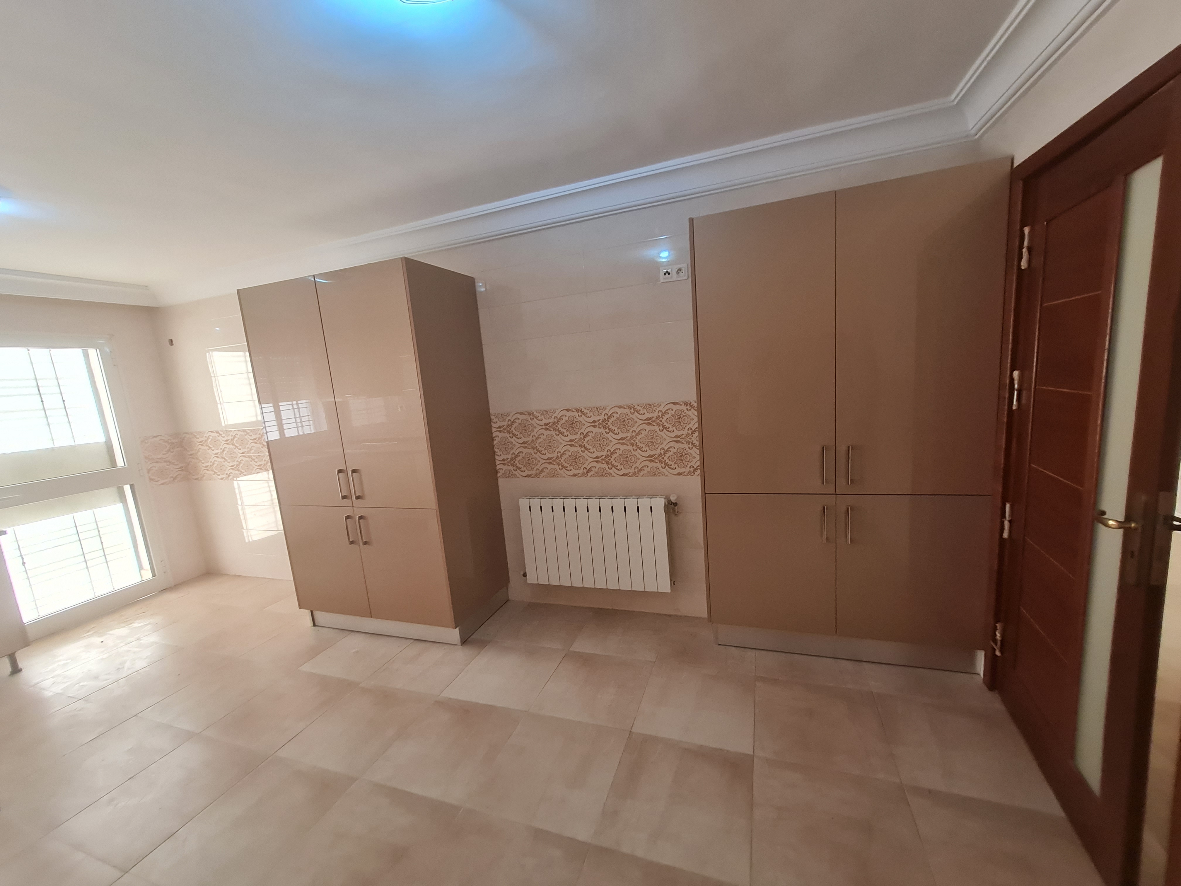 El Menzah El Manar 1 Location Appart. 5 pices+ Quadruplex  manar1 avec ascenseur