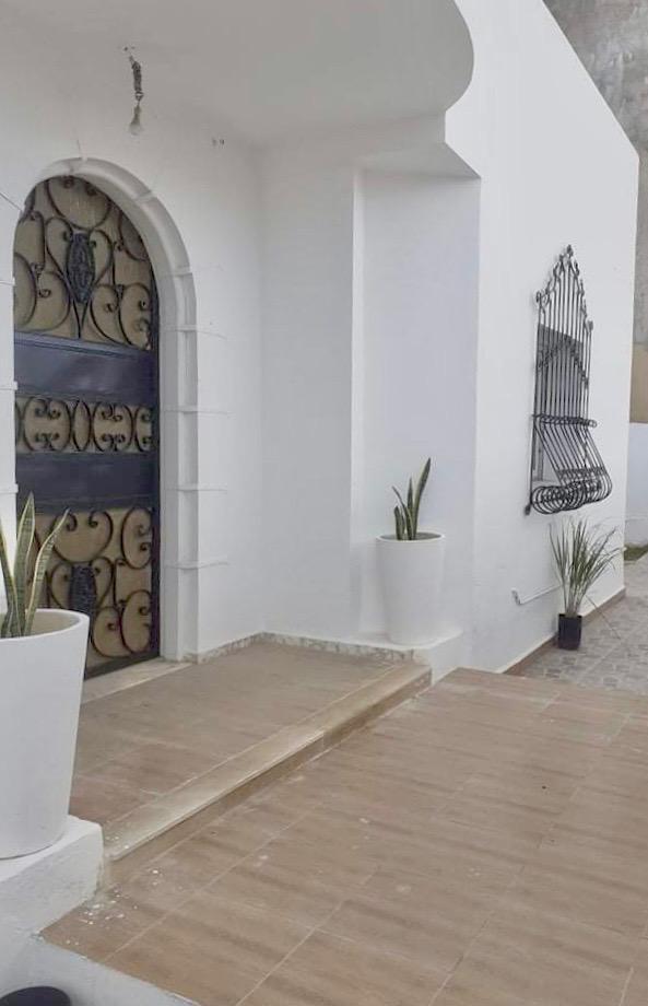 La Soukra Mosque Erraoudha Vente Maisons Villa de 200 s4 sur un terrain de 460 m2