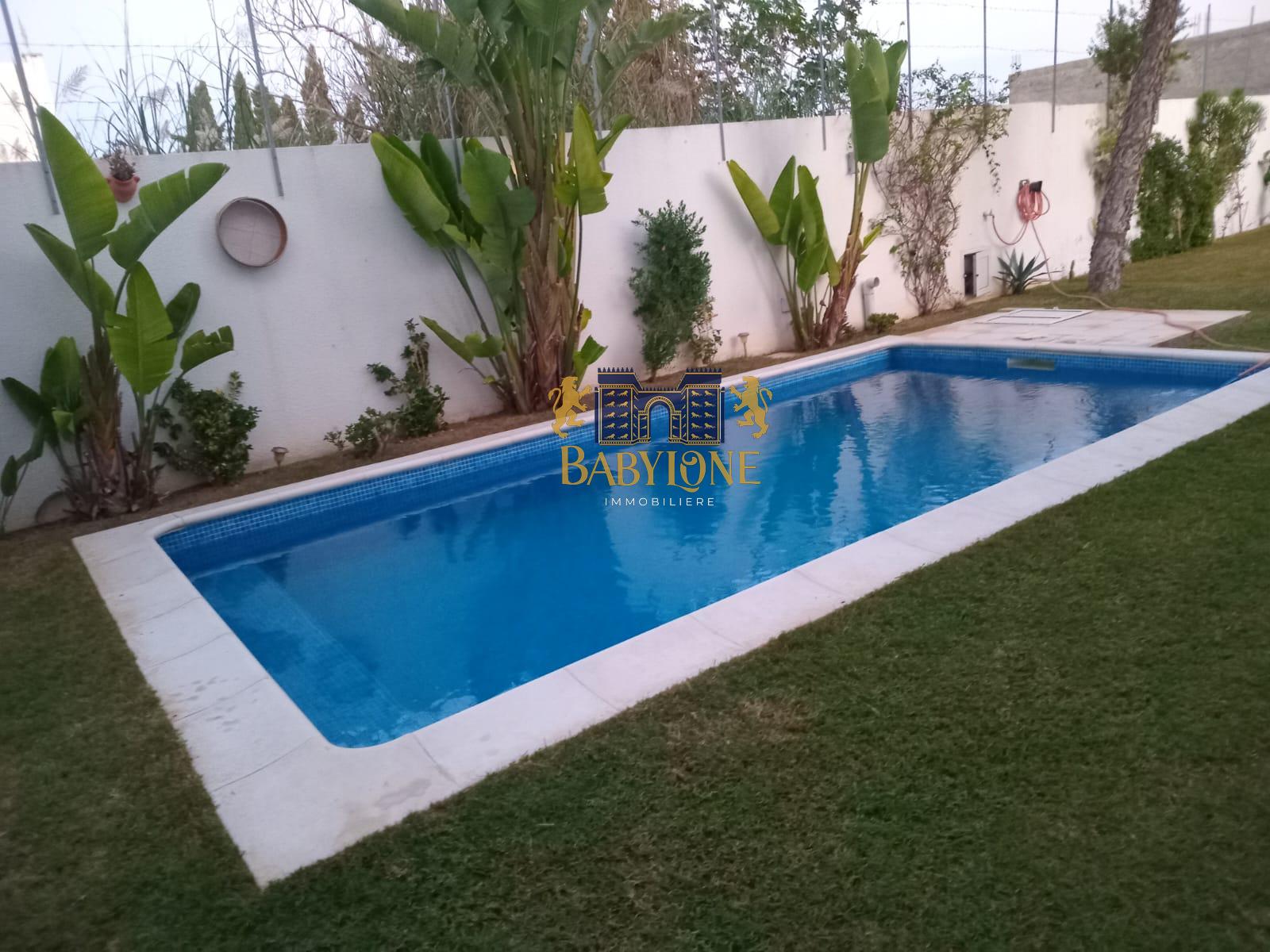 La Soukra La Soukra Location Maisons Une villa avec piscine  la soukra rf 25a