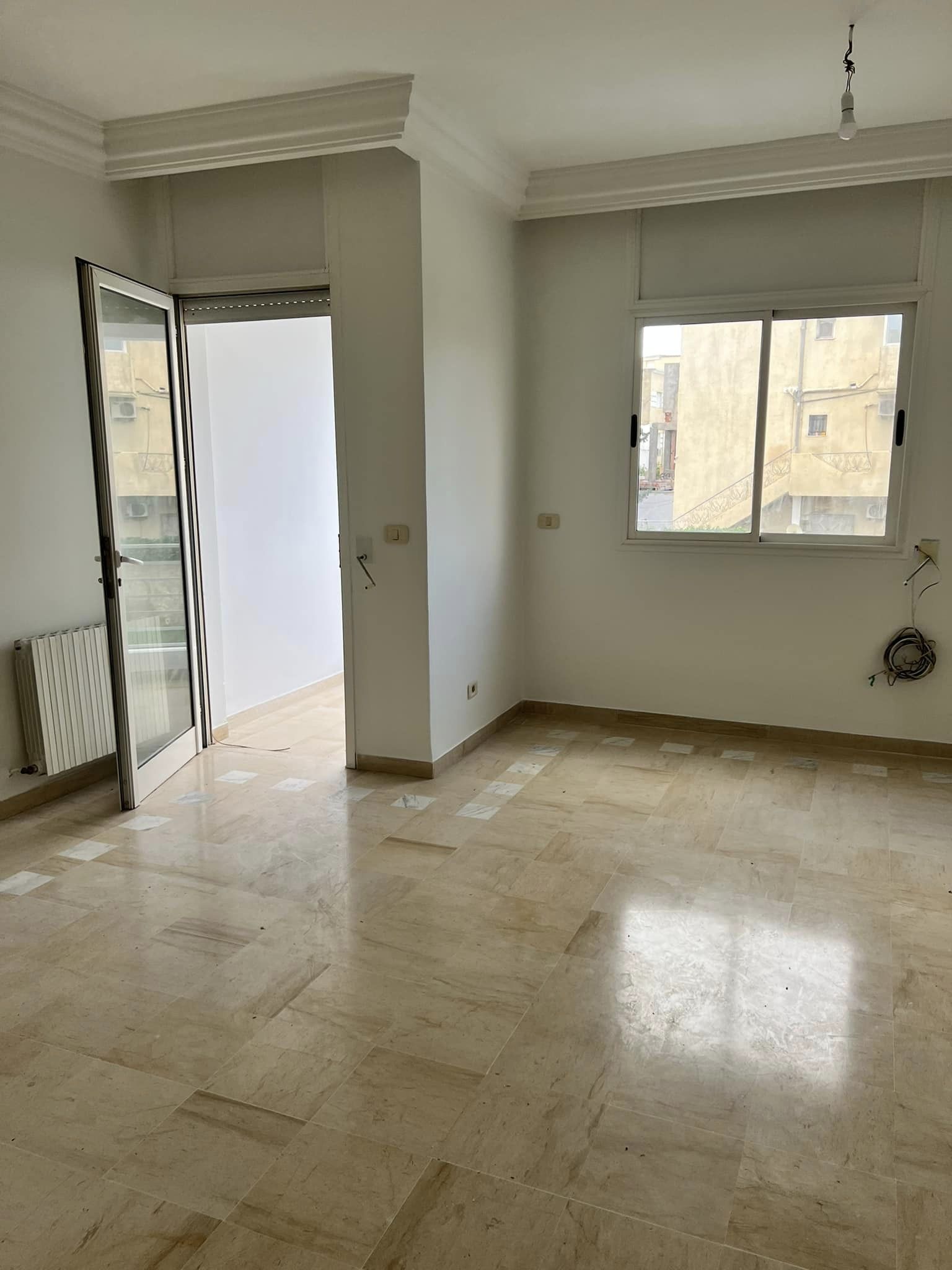 Ariana Ville El Menzah 8 Location Appart. 3 pices Appartement dans un quartier calme