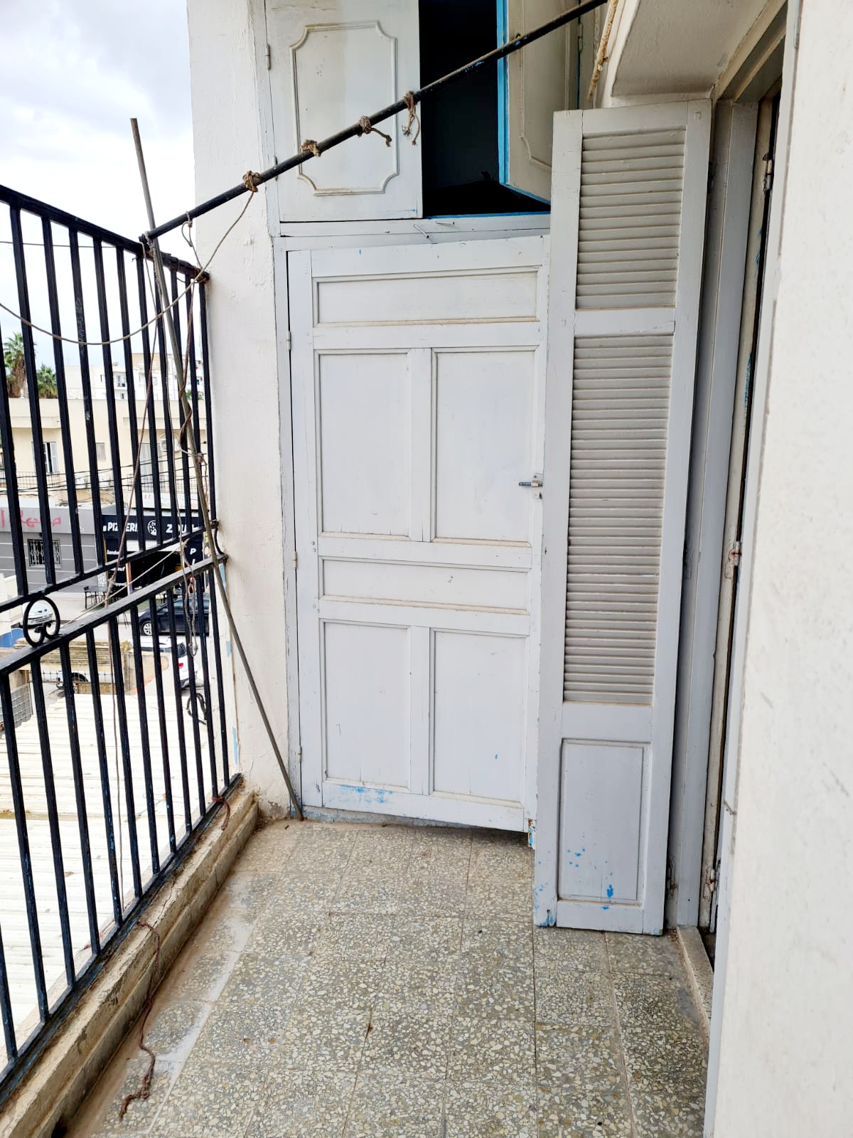 Ezzouhour (Tunis) Cite Essaada Vente Appart. 3 pices Appartement s 2