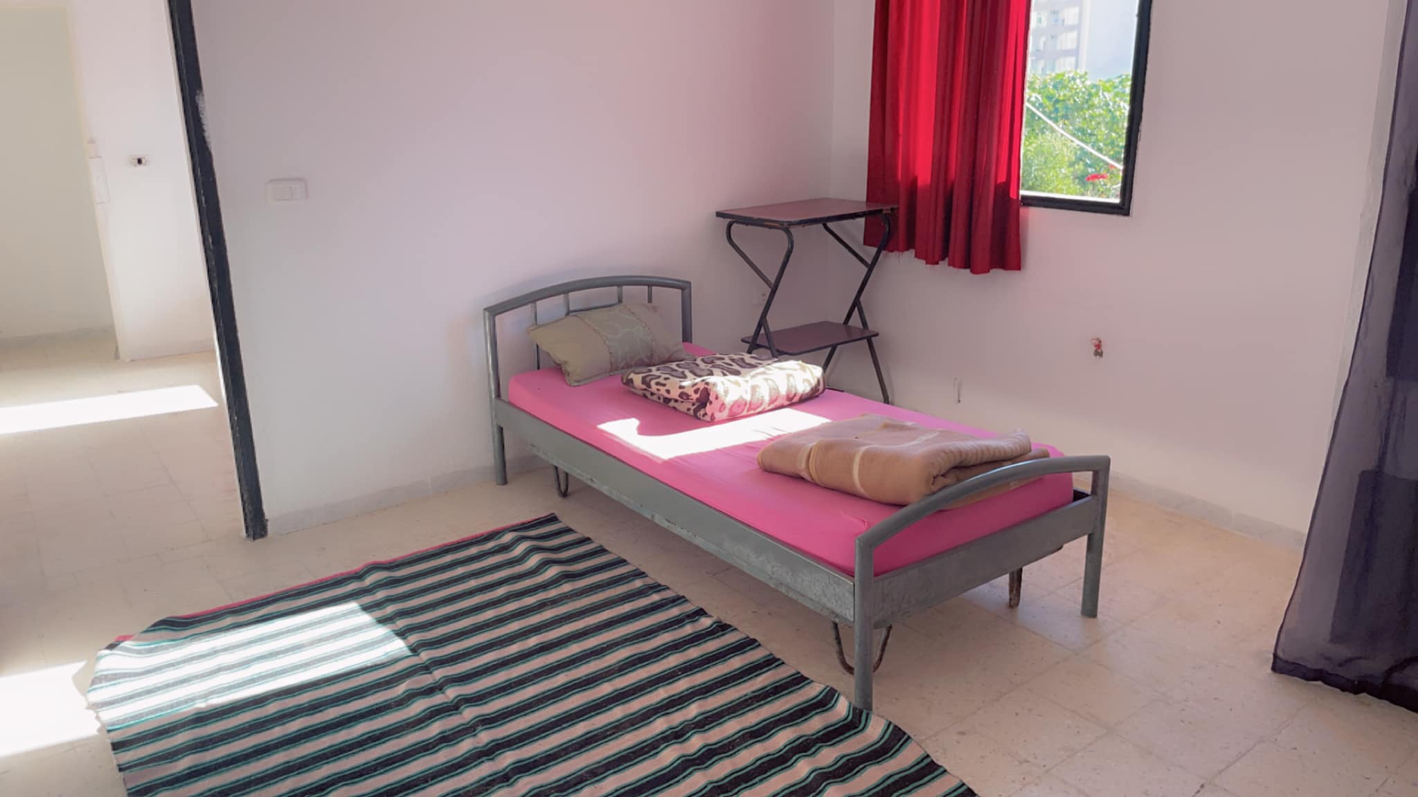 La Soukra La Soukra Location Appart. 2 pices Studio 2 chambres etage de maison