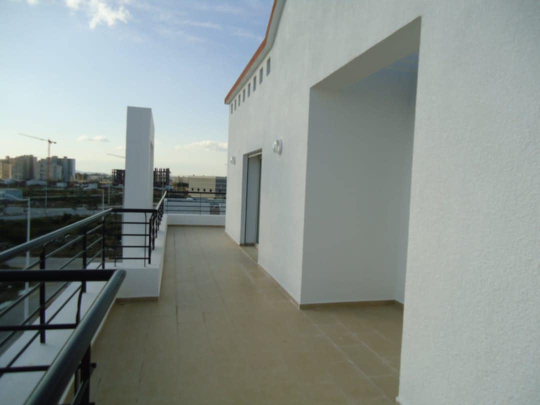 Ain Zaghouan Jardins de Carthage Location Appart. 5 pices+ tage villa s4 meubl