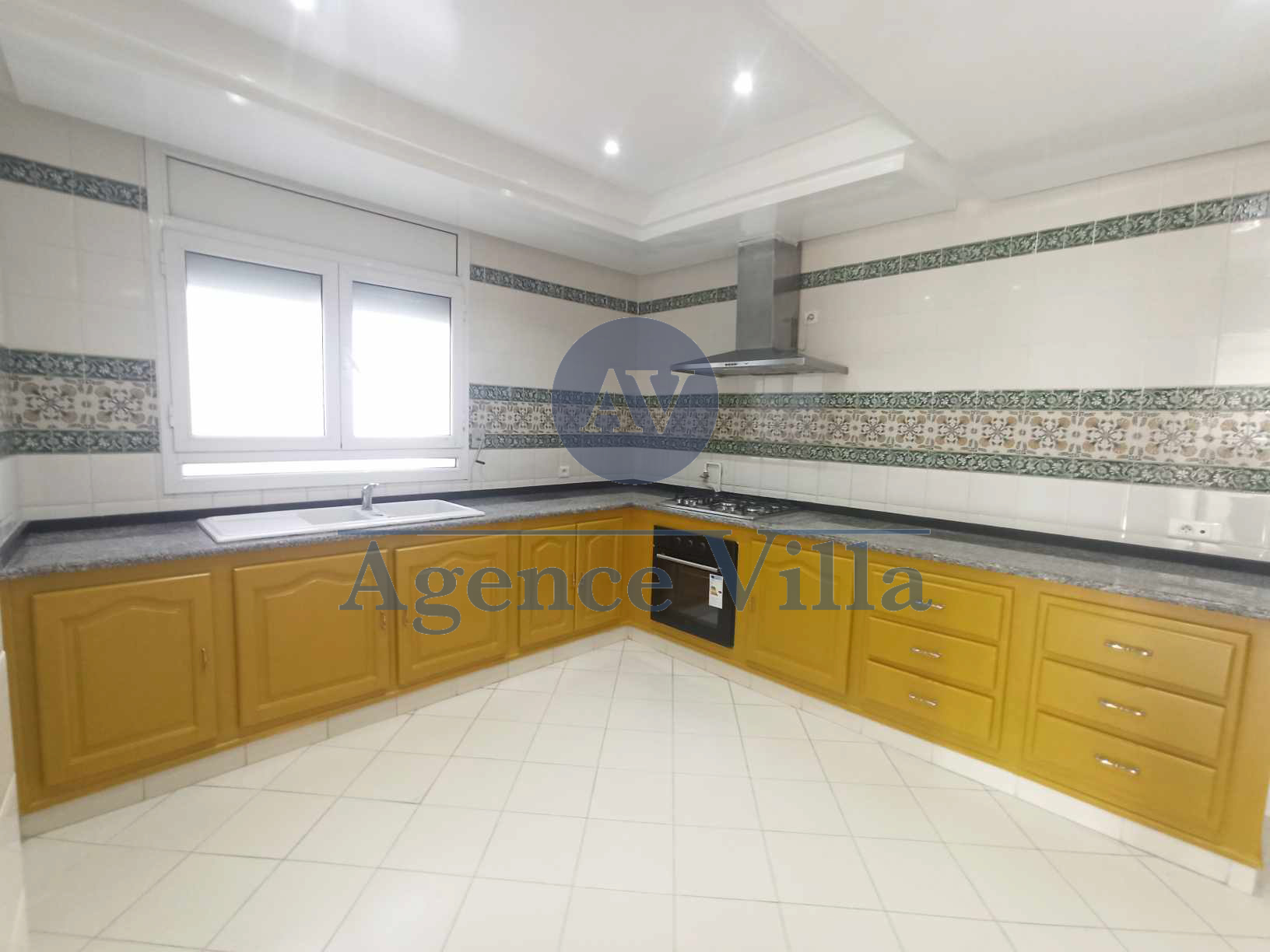 La Marsa Cite Des Juges 2 Location Maisons Duplex s4 a la marsa