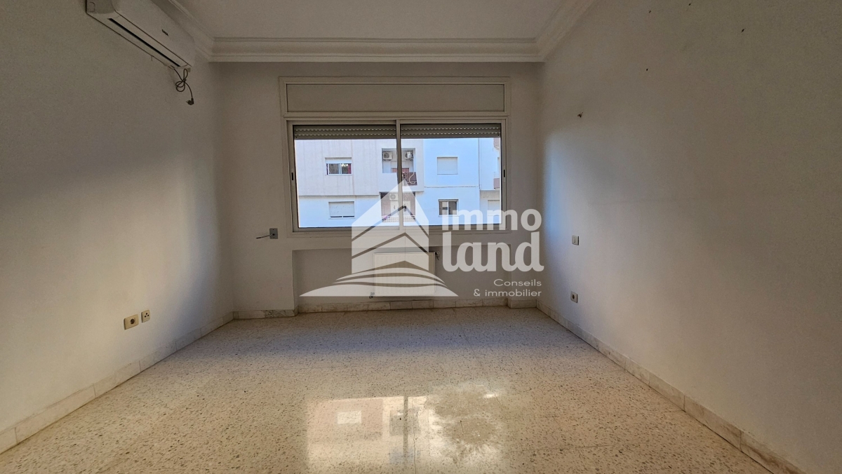 La Marsa El Aouina Vente Appart. 2 pices Appartement s1 de 97m  cit palmeraies