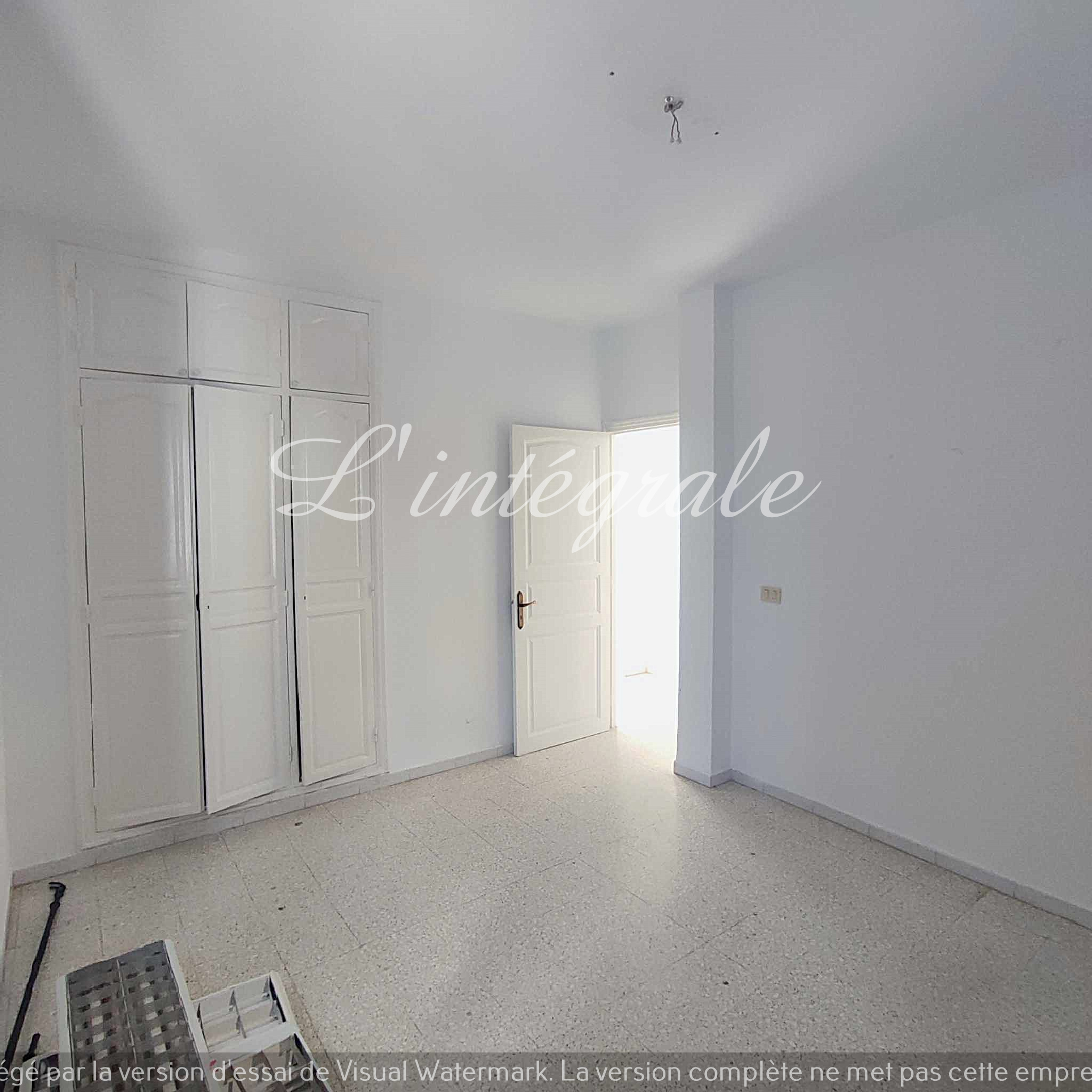 Ariana Ville El Menzah 8 Location Appart. 4 pices S3 style duplex