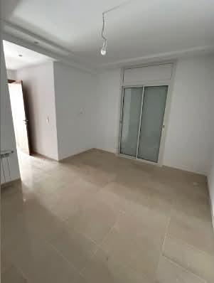 Ariana Ville Riadh Landlous Location Appart. 3 pices Un appartement s 2 ht standing riadh landalos