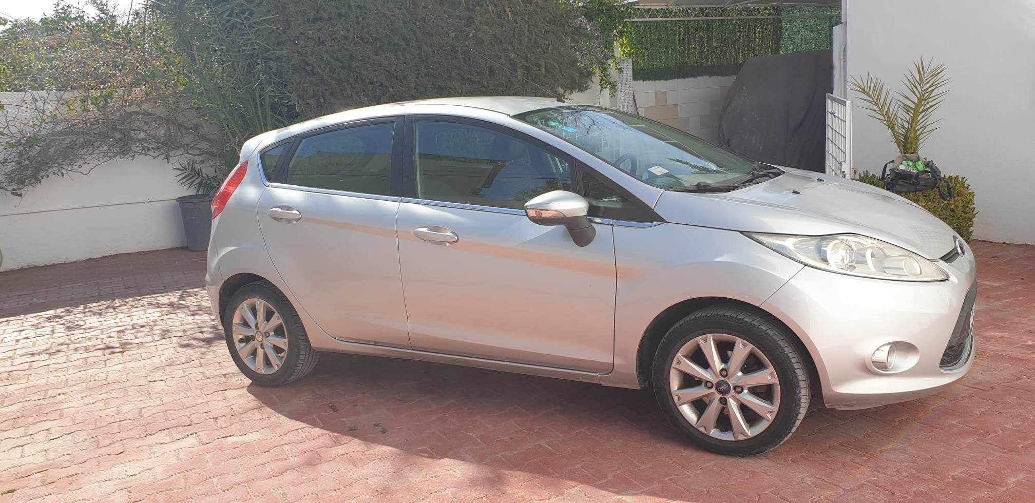 Ariana Ville Ariana Ford Fiesta Ford fiesta titanium srie 149