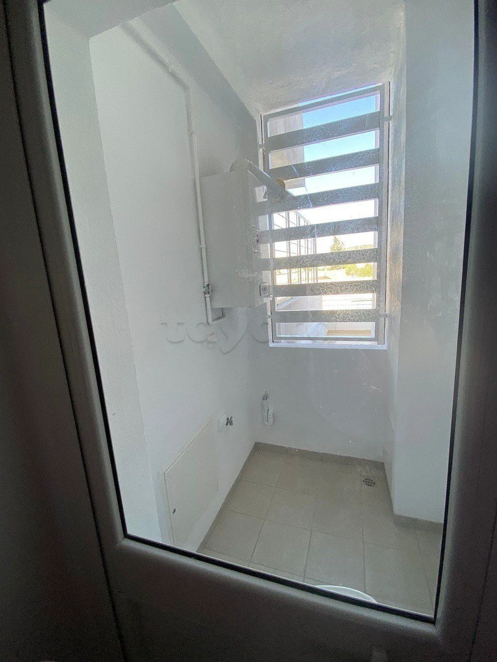 Raoued Cite El Ghazala 1 Location Appart. 1 pice Bel appartement cit la gazelle