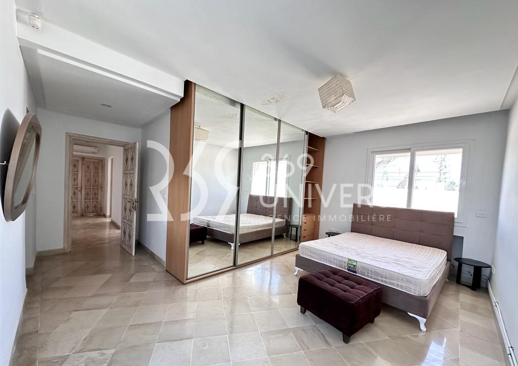 La Marsa Marsa Ennassim Location Appart. 3 pices Rez de chausse avec piscine  la marsa ref ra067