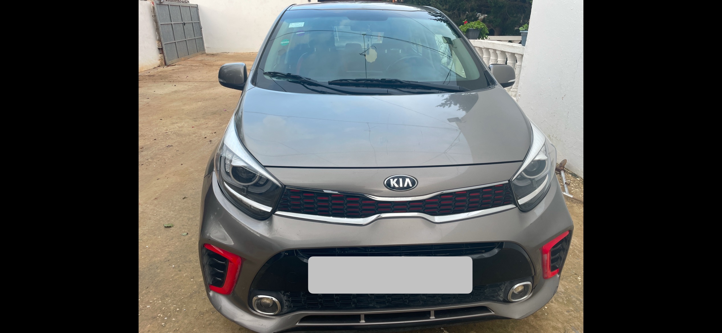 Mannouba La Mannouba Kia Picanto Kia picanto gt line boite auto 5cv