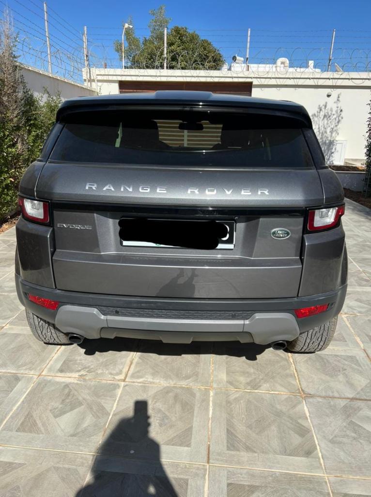 Sfax Est Merkez Chaker Land-Rover Range Belle range rover evoque anne 2018 comme neuve