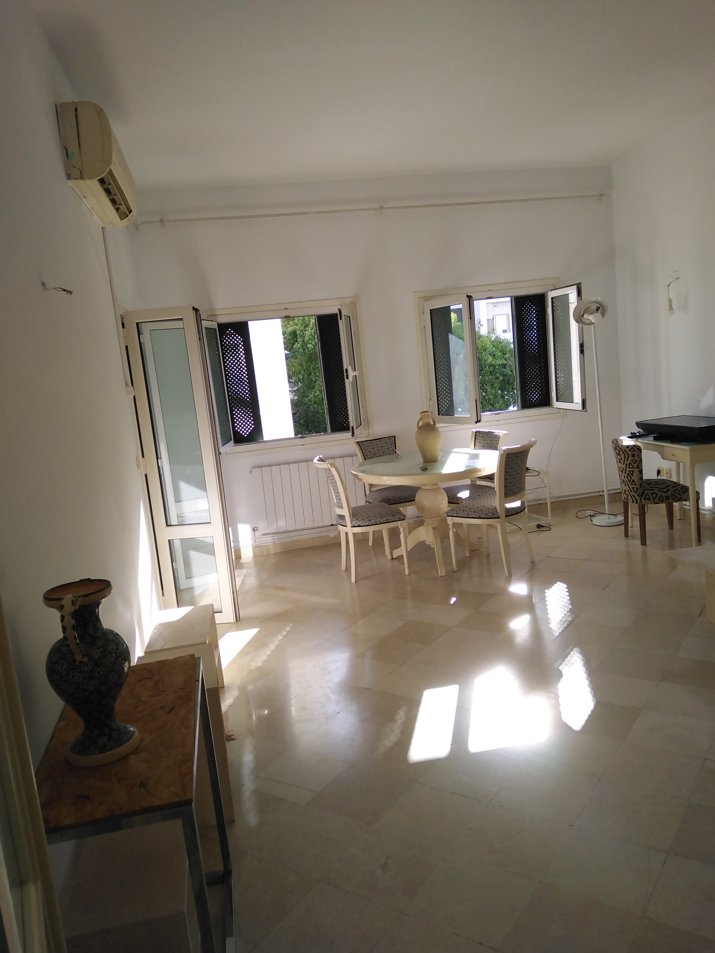 La Marsa Marsa Safsaf Location Appart. 2 pices Un appartement deux pices trs agrable