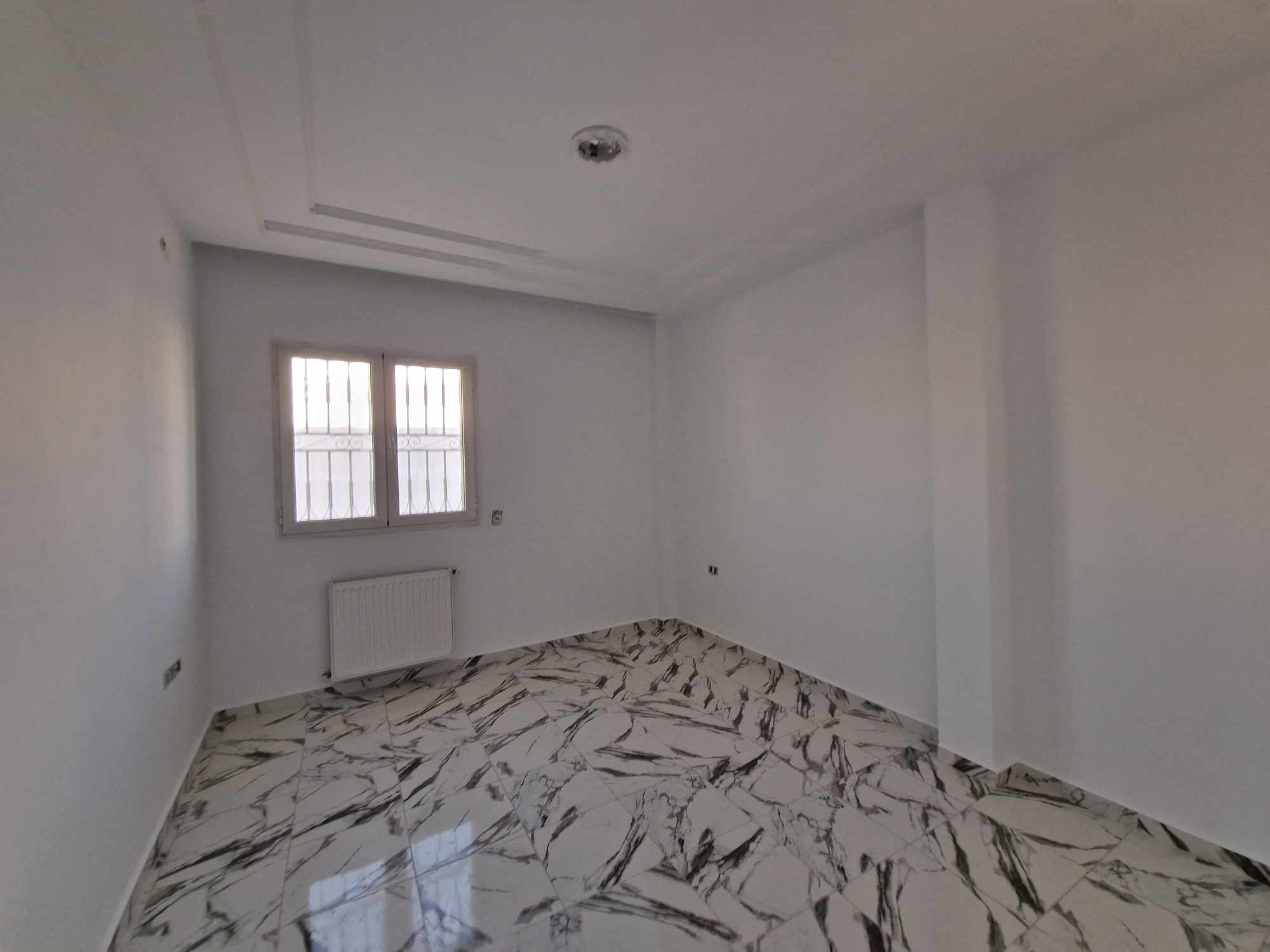 La Soukra La Soukra Location Appart. 4 pices Appartement s3 a la soukra closerie