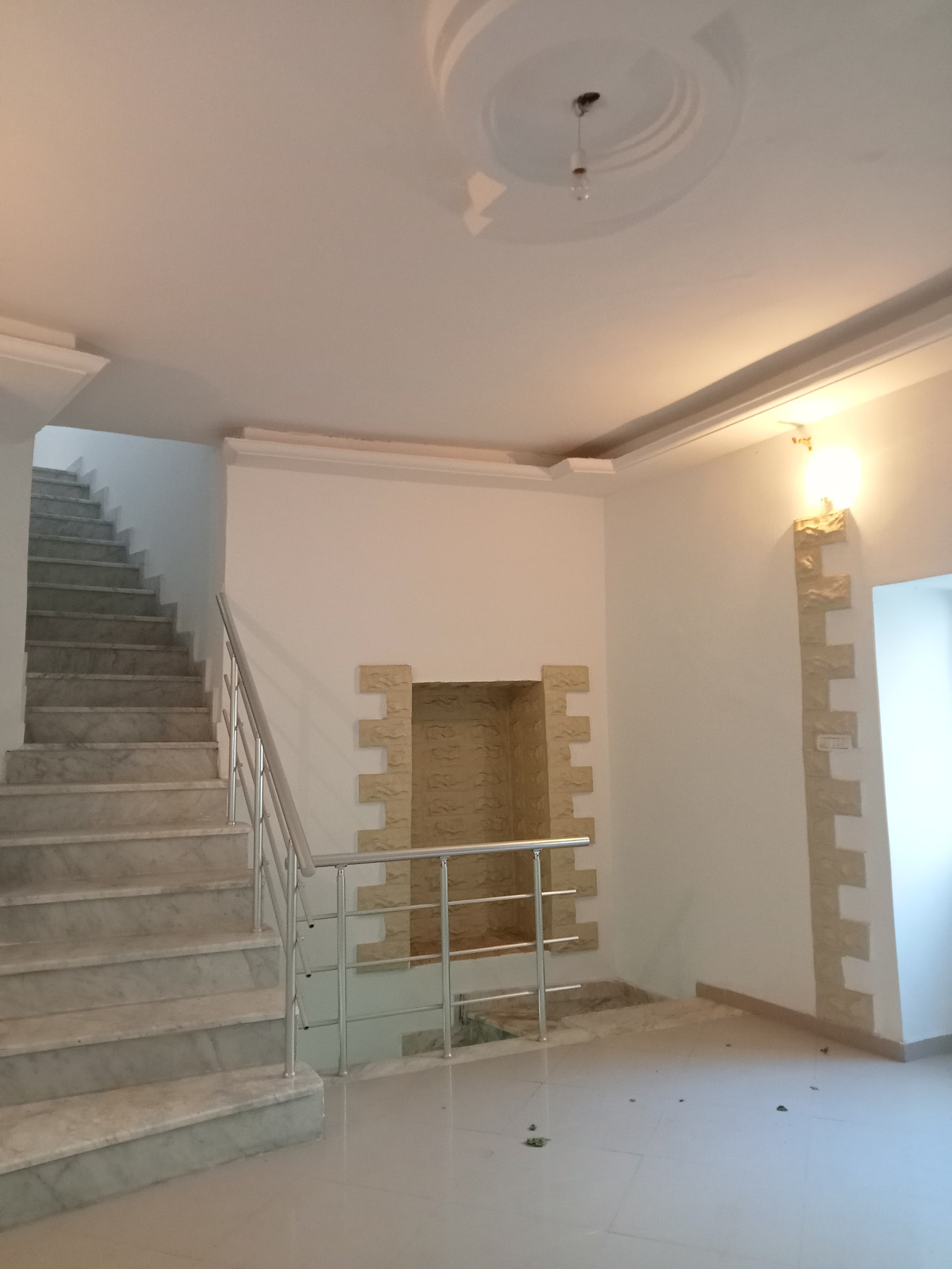 Bizerte Nord Bizerte Vente Appart. 3 pices Maison sur trois niveaux