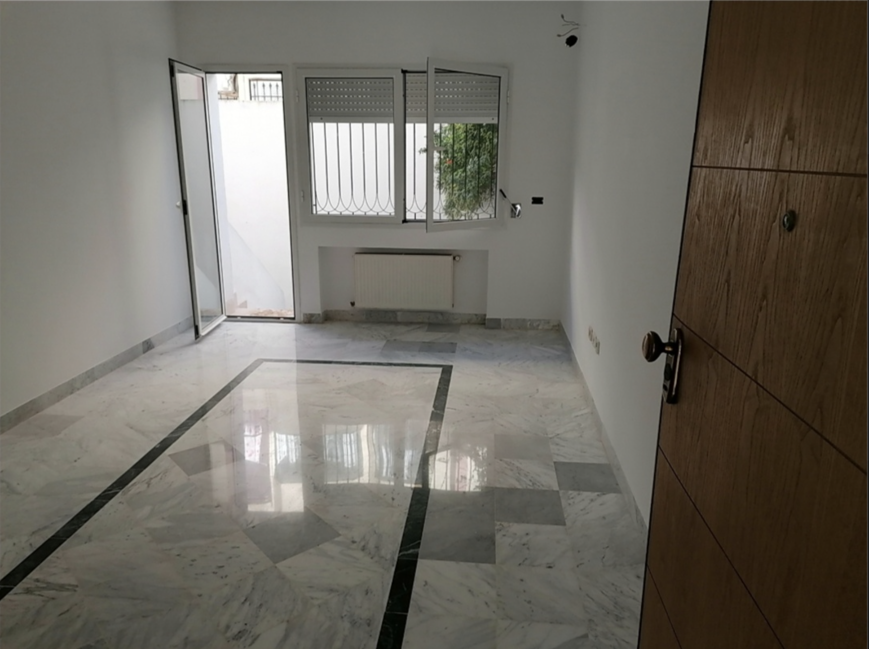 La Soukra La Soukra Location Appart. 2 pices Appartement s1 avec jardin soukra