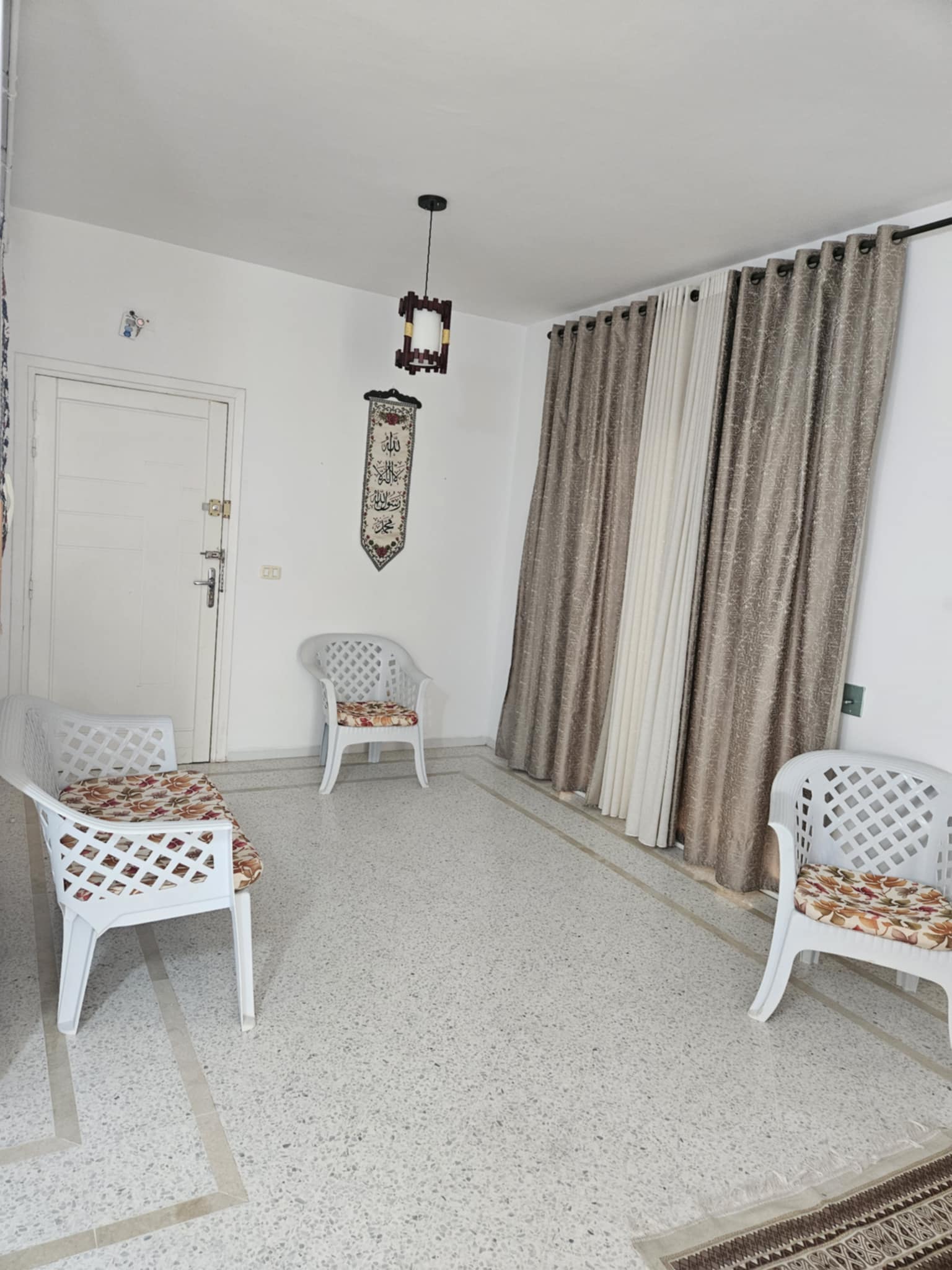 Sfax Ville Sfax Location Appart. 5 pices+ Belle appartement route gremda 5 pieces