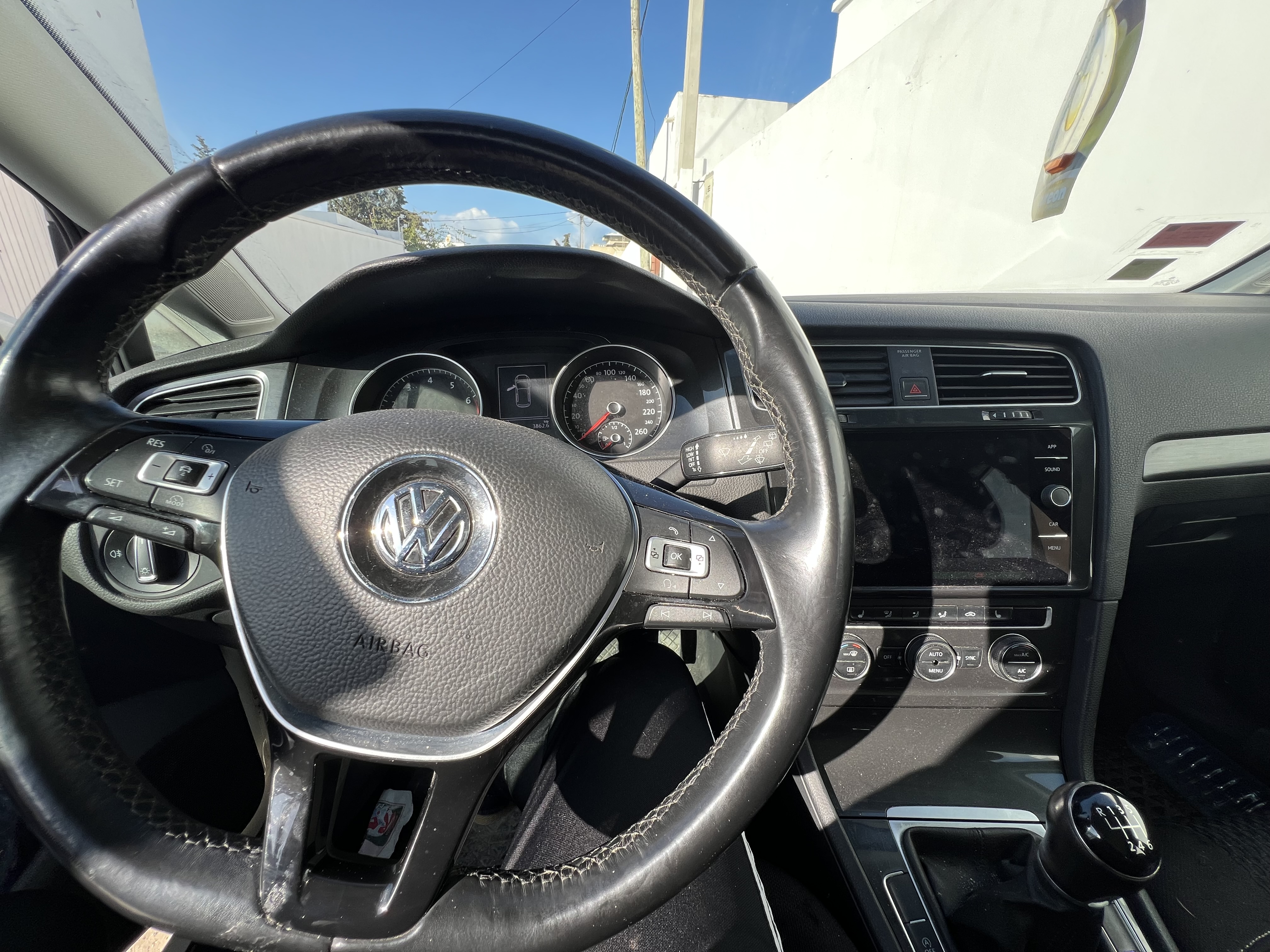 La Marsa Gammart Volkswagen Golf 7 Golf 7 toute options bien entretenue en sude