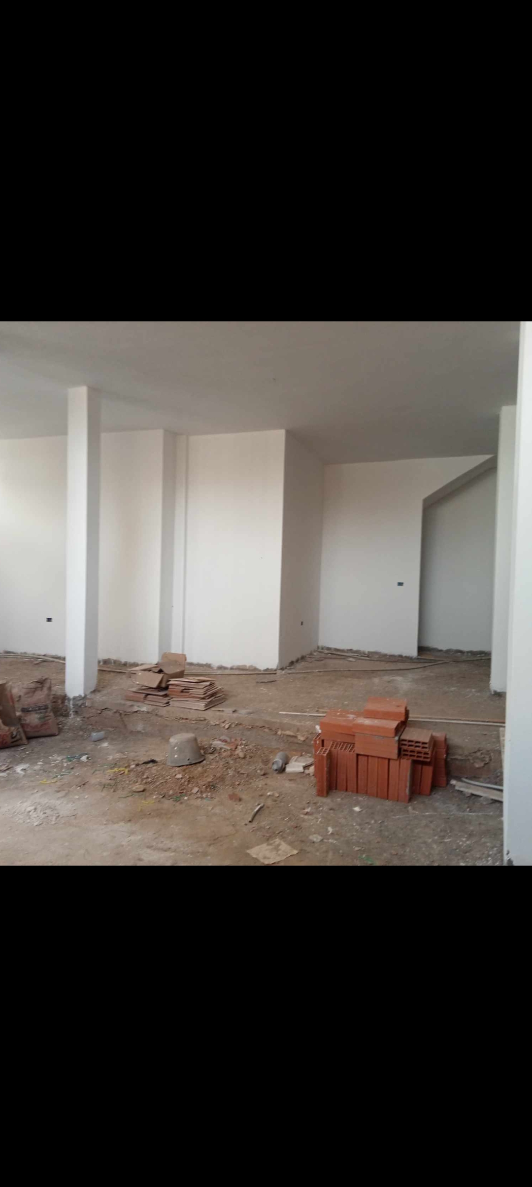 Oued Ellil Oued Ellil Location Surfaces Local entreposage   nouvellement  construit 130 m2