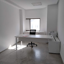 La Soukra Charguia 2 Bureaux & Commerces Bureau Coquette bureau 200 m2  charguia 2