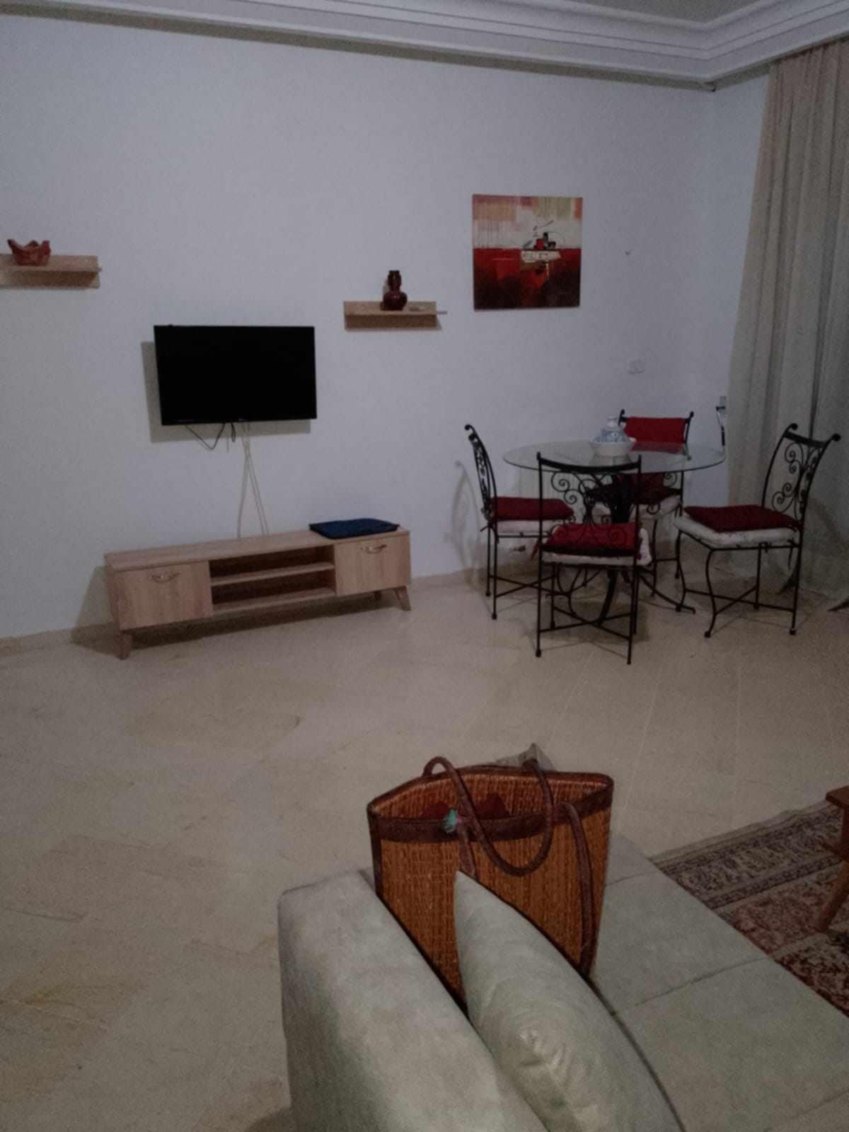 La Marsa El Aouina Location Appart. 2 pices Appartement splus1 meubl cit palmerais