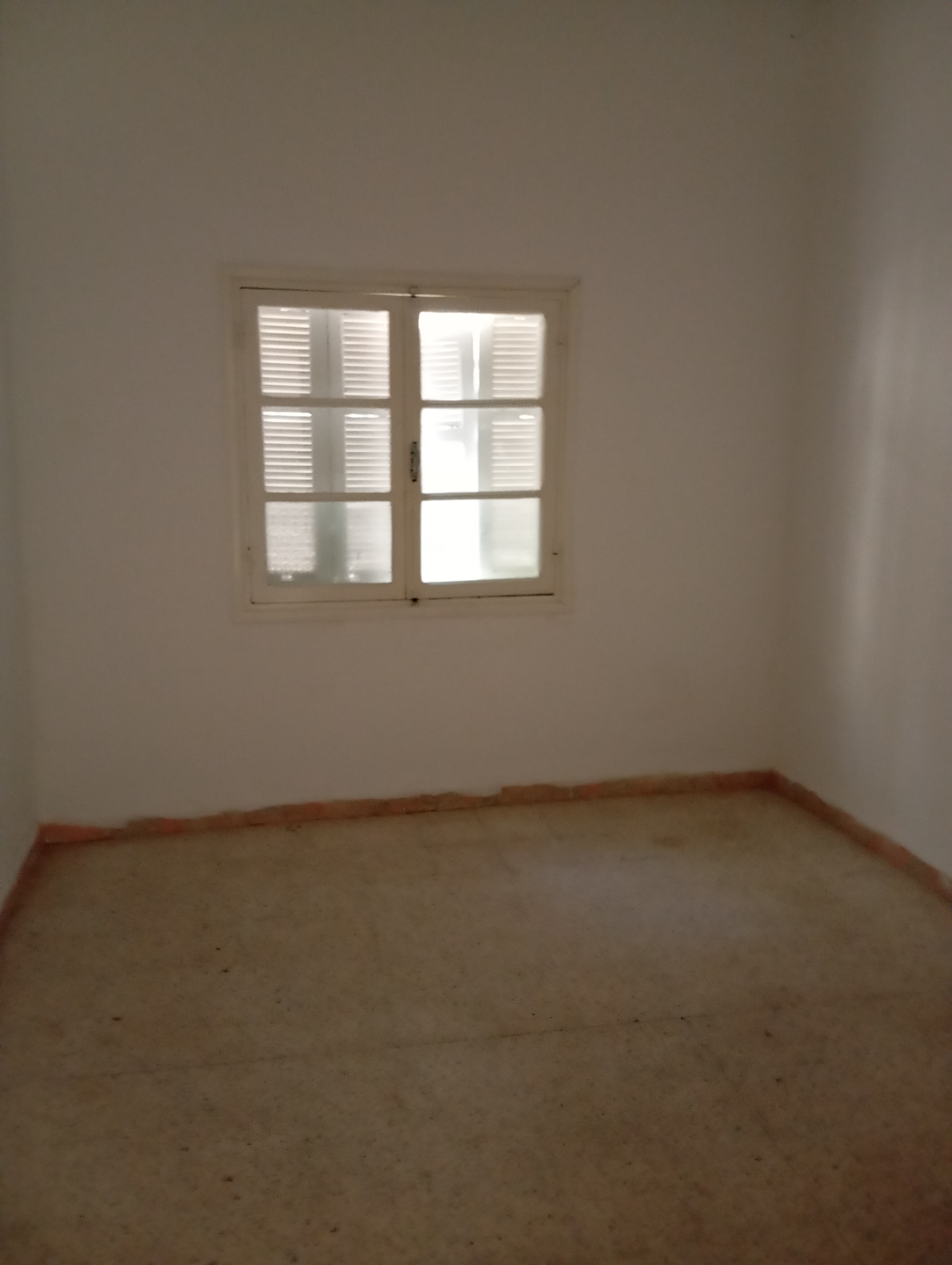 Ezzouhour (Tunis) Cite Ezzouhour Location Appart. 4 pices Appartement  cit ezzouhour