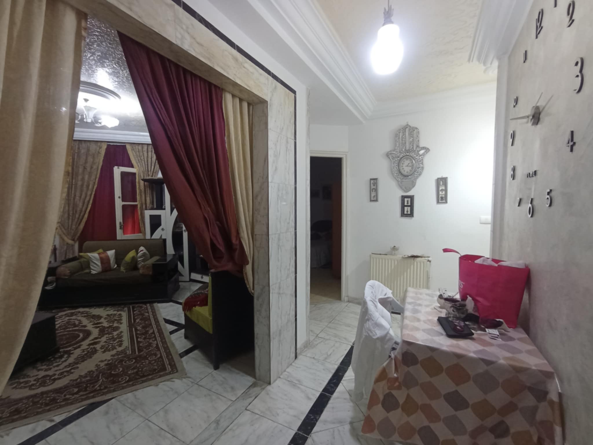 El Menzah El Menzah 9 Vente Appart. 3 pices Magnifique appartement s3 rdc  menzah 9