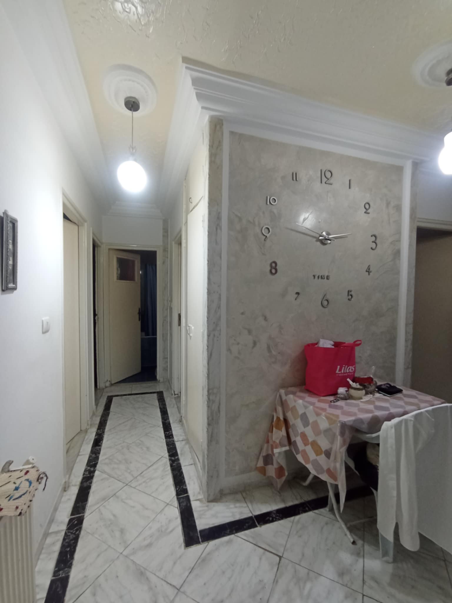 El Menzah El Menzah 9 Vente Appart. 3 pices Magnifique appartement s3 rdc  menzah 9