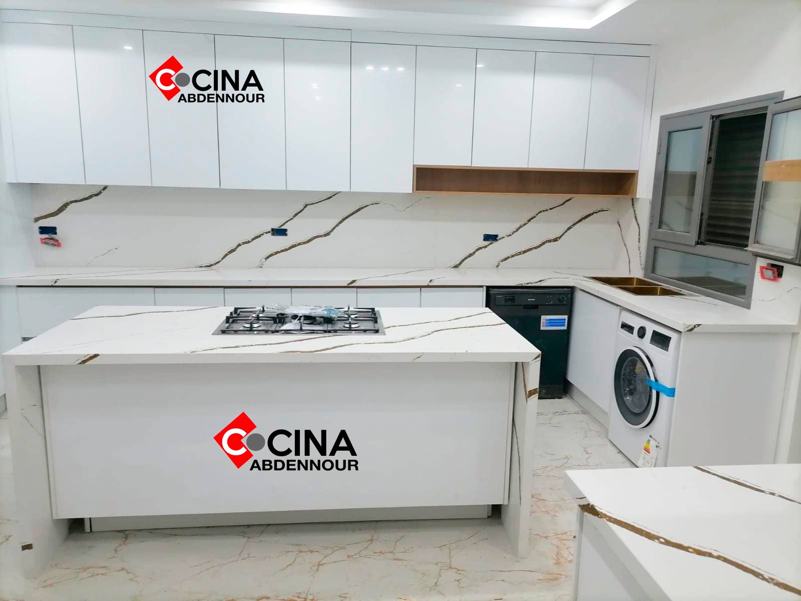 La Soukra Sidi Frej Meubles de cuisine et salle de bain Cuisines Equipes Cuisine blanc sur mesur